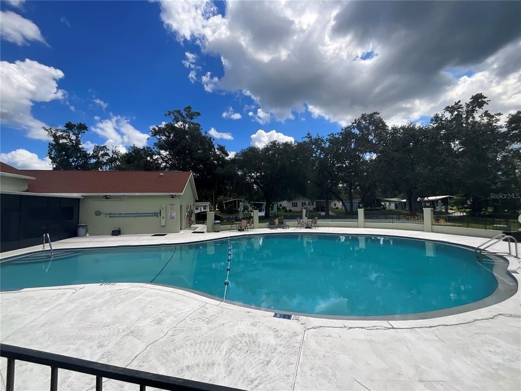 Exterior, Pool
