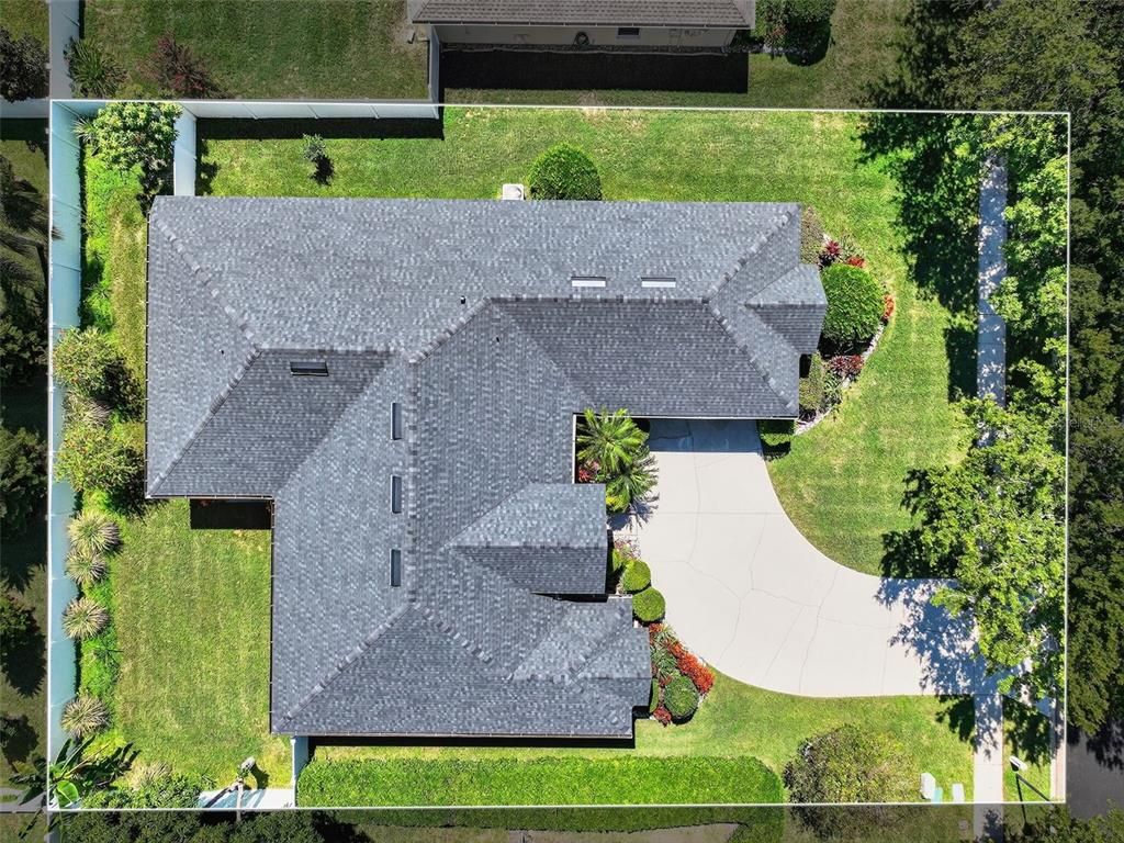 Exterior, Drone