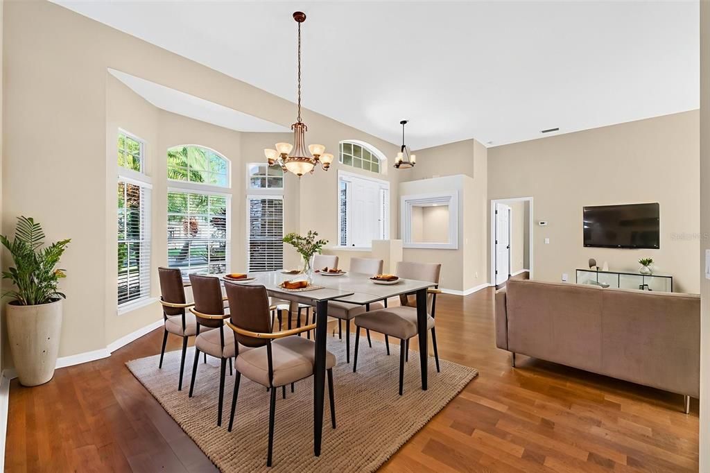 Chandelier, Dining room, Interior, Living room, Pendant Lights, Wood Texture Flooring
