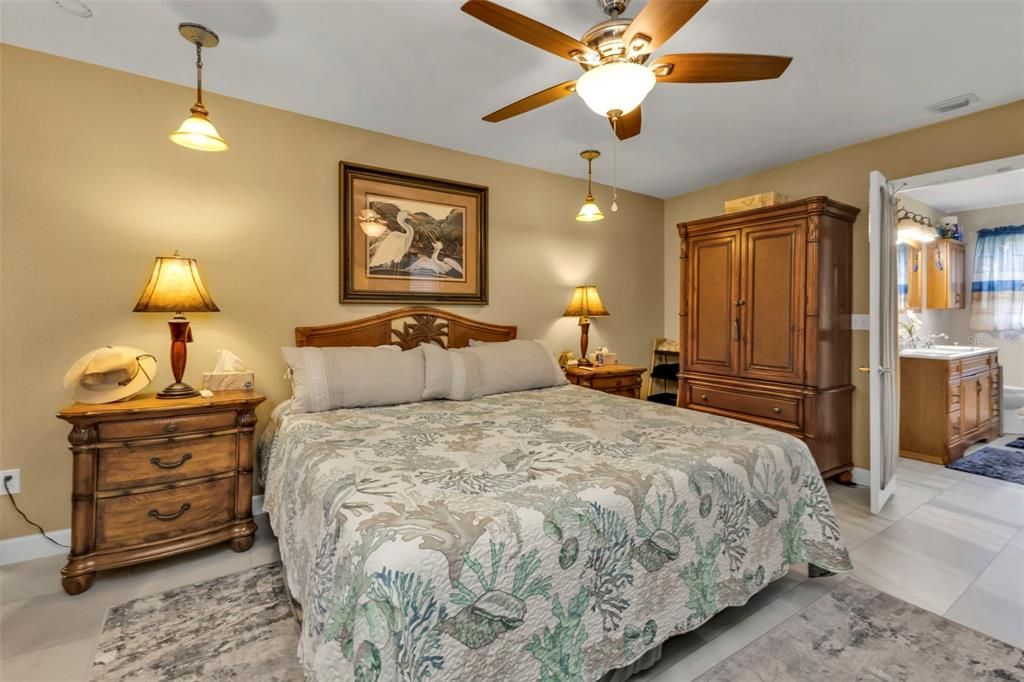 Bedroom, Interior, Pendant Lights