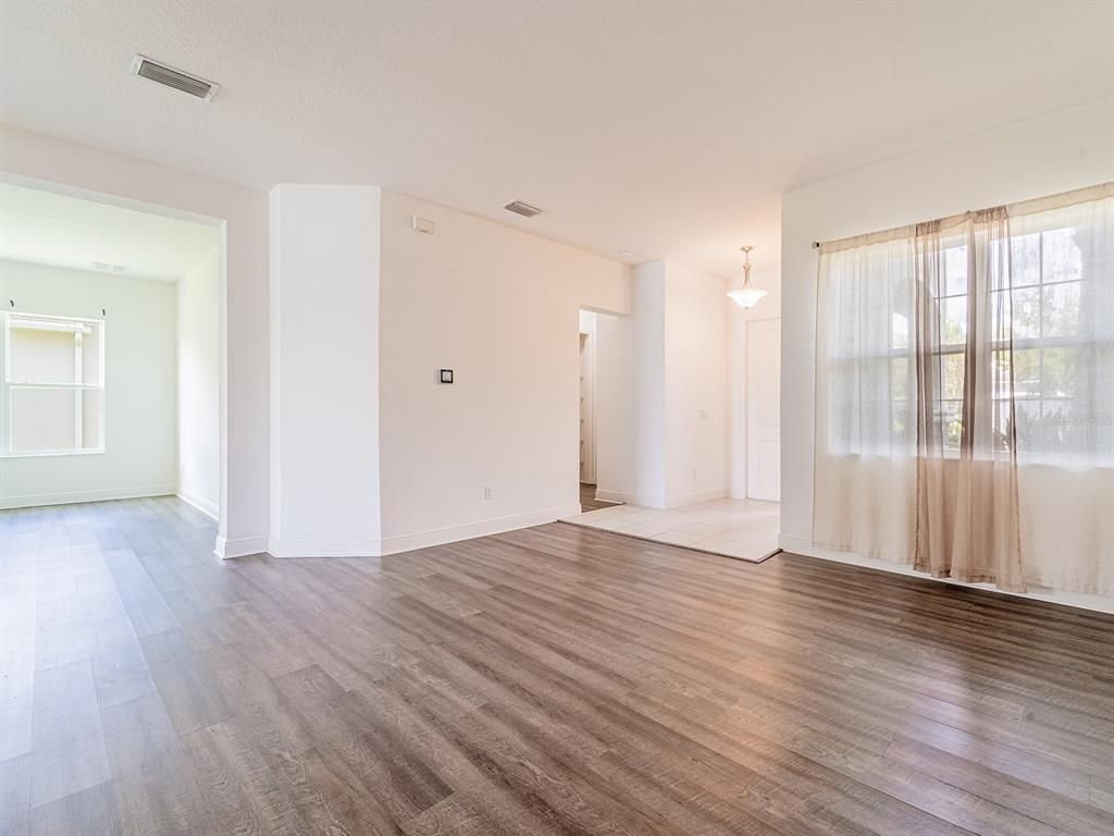 Empty room, Interior, Pendant Lights, Wood Texture Flooring