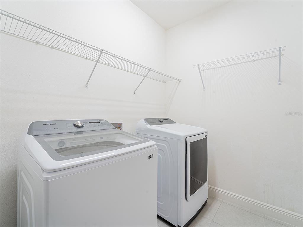 Interior, Washer