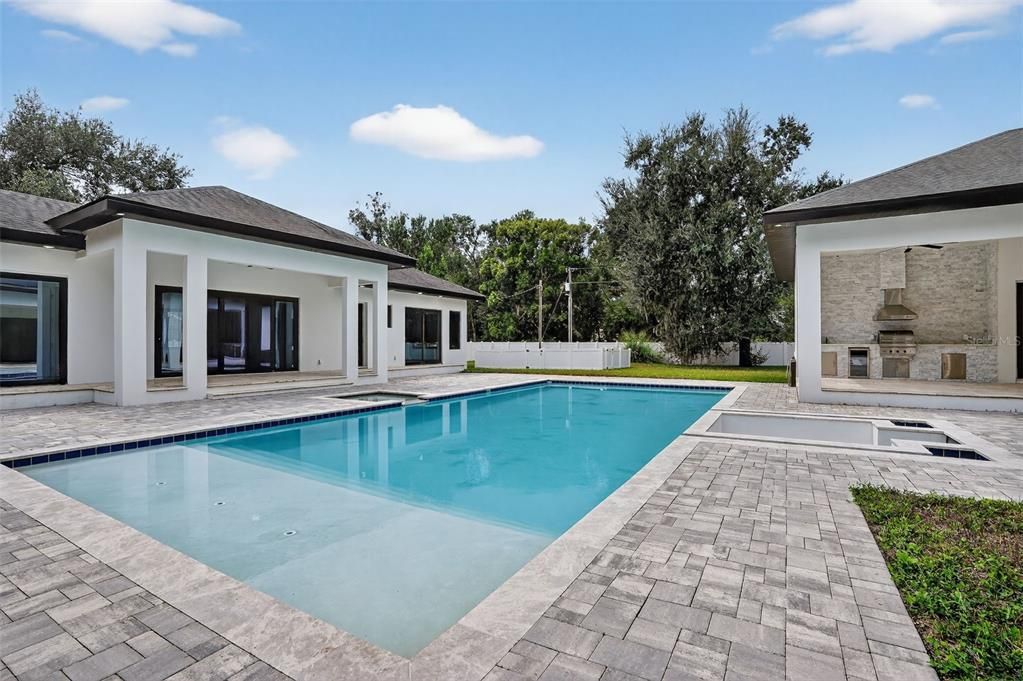 Exterior, Pool