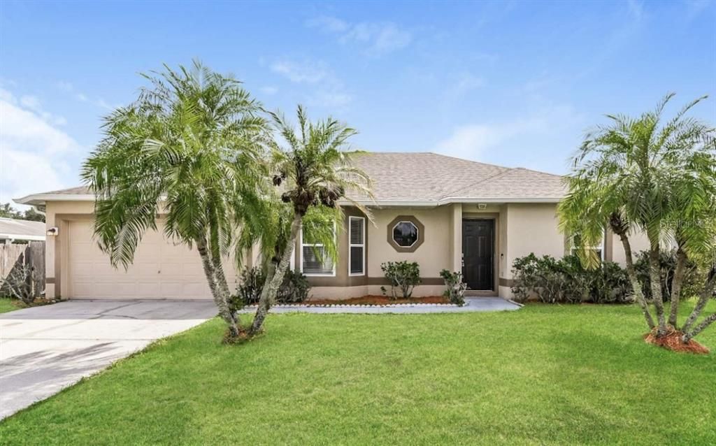 Attached, Backyard, Exterior, Facade, Ranch