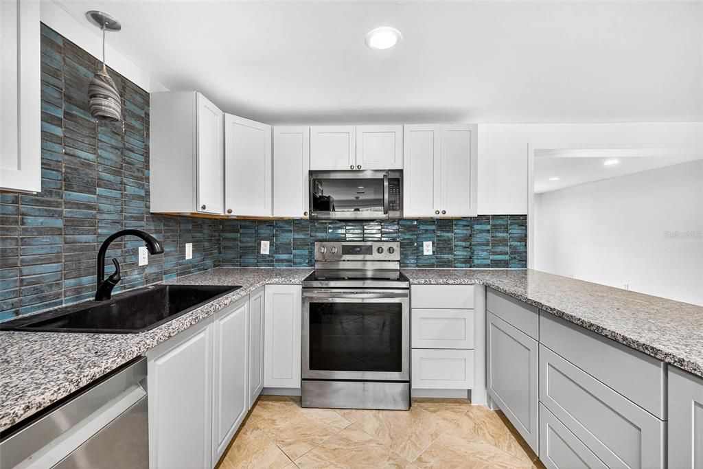 Interior, Kitchen, Pendant Lights, Recessed Lighting, Stainless Steel Appliances