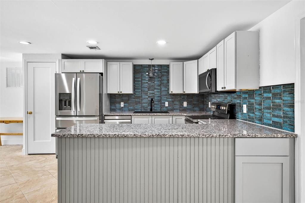 Interior, Kitchen, Pendant Lights, Recessed Lighting, Stainless Steel Appliances