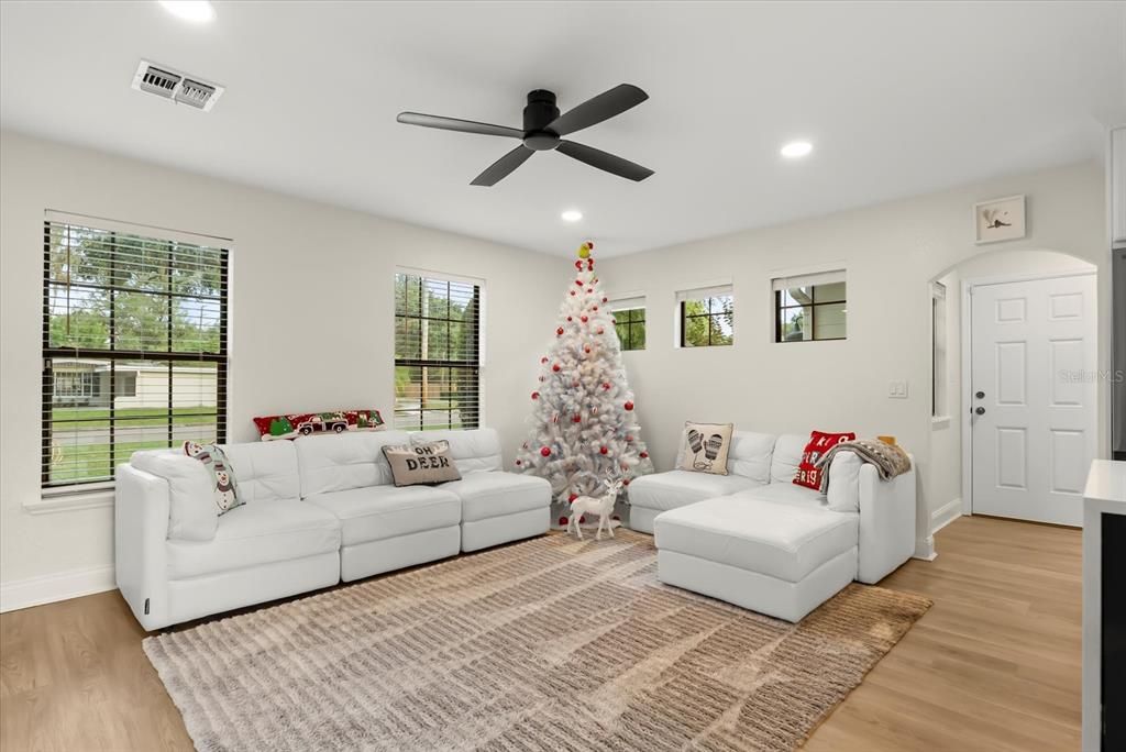 Interior, Living room, Recessed Lighting, Wood Texture Flooring