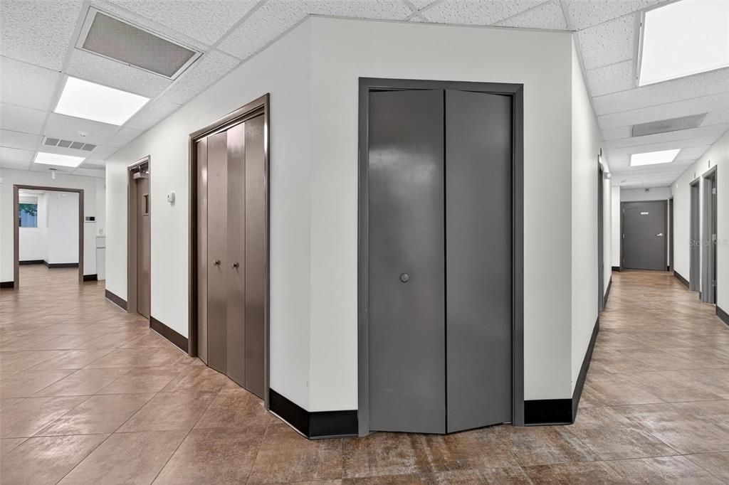 Elevator, Interior