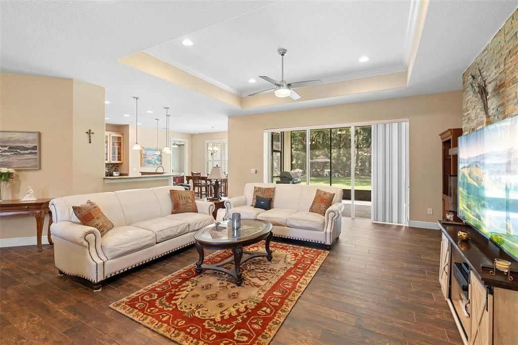 Dining room, Interior, Living room, Pendant Lights, Recessed Lighting, Wood Texture Flooring