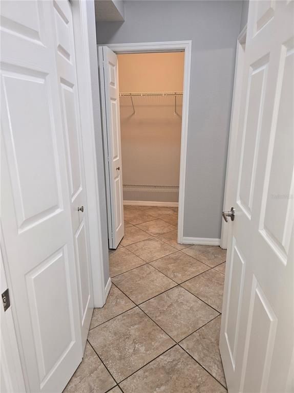 Interior, Walk-in Closets