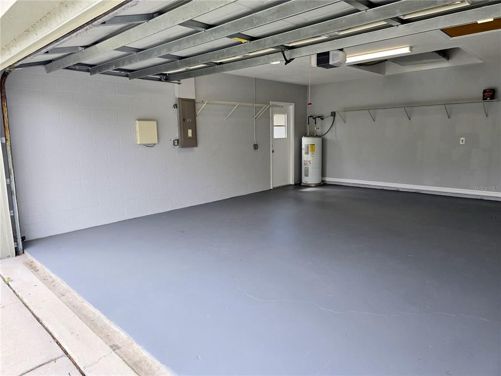 Garage, Interior