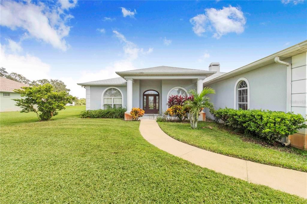 Backyard, Exterior, Facade, Ranch