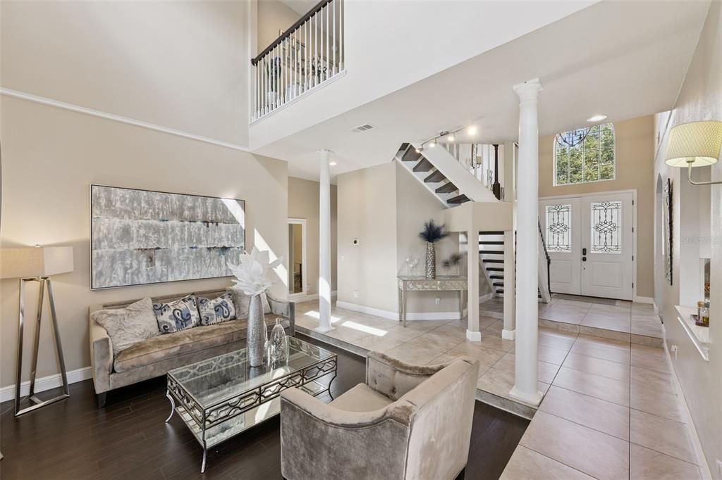 Interior, Living room, Recessed Lighting, Wood Texture Flooring