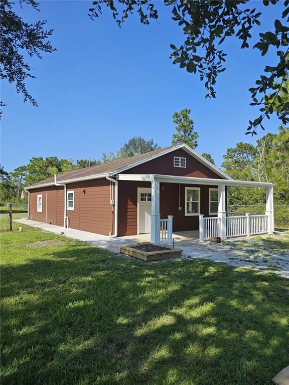 Backyard, Exterior