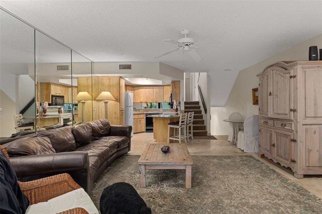 Interior, Kitchen, Living room, Stainless Steel Appliances