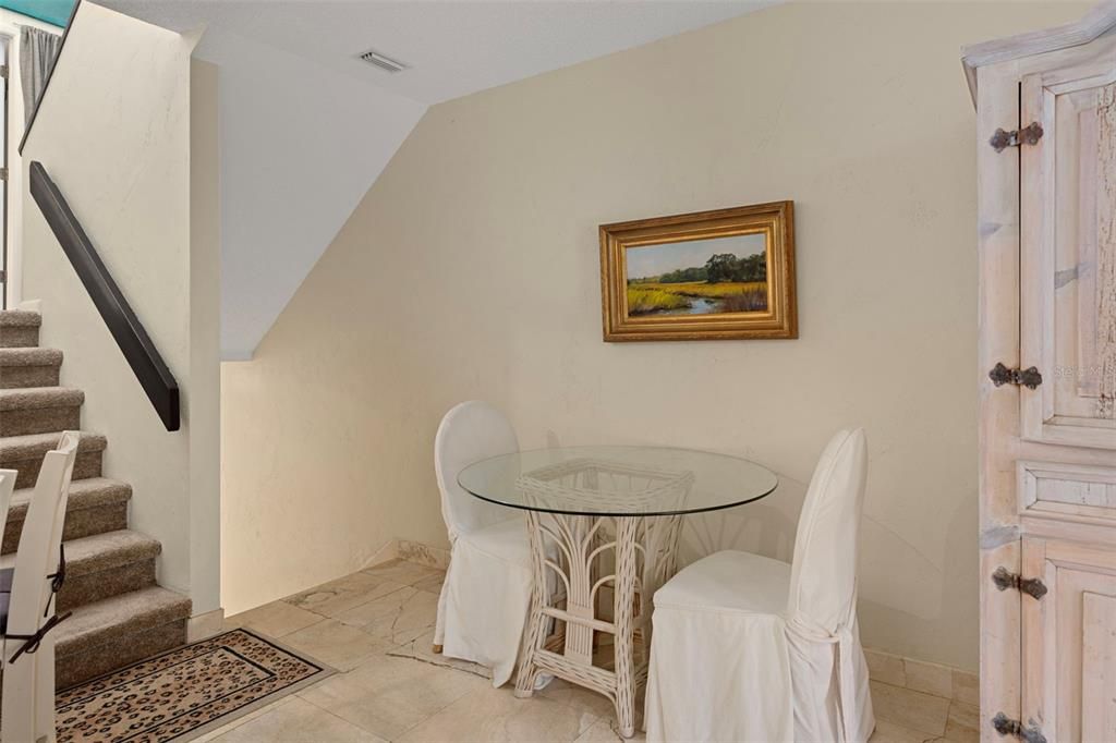 Dining room, Interior