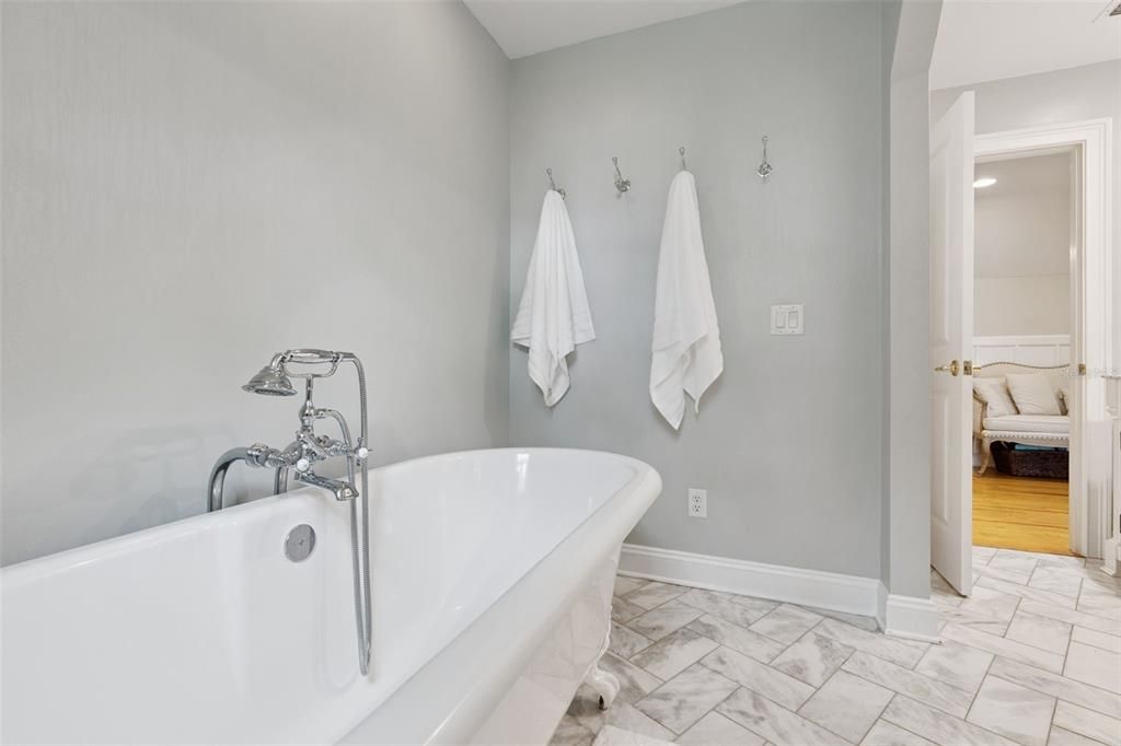 Bathroom, Free Standing Baths, Interior, Marble