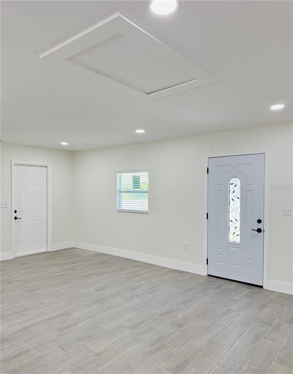 Empty room, Interior, Recessed Lighting, Wood Texture Flooring