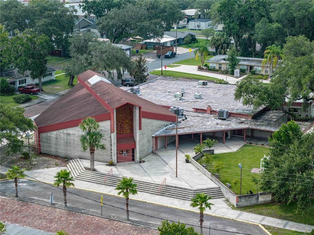 Exterior, Drone