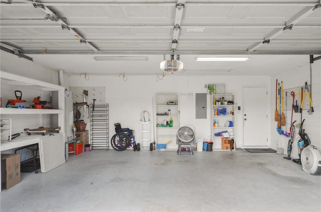 Garage, Interior
