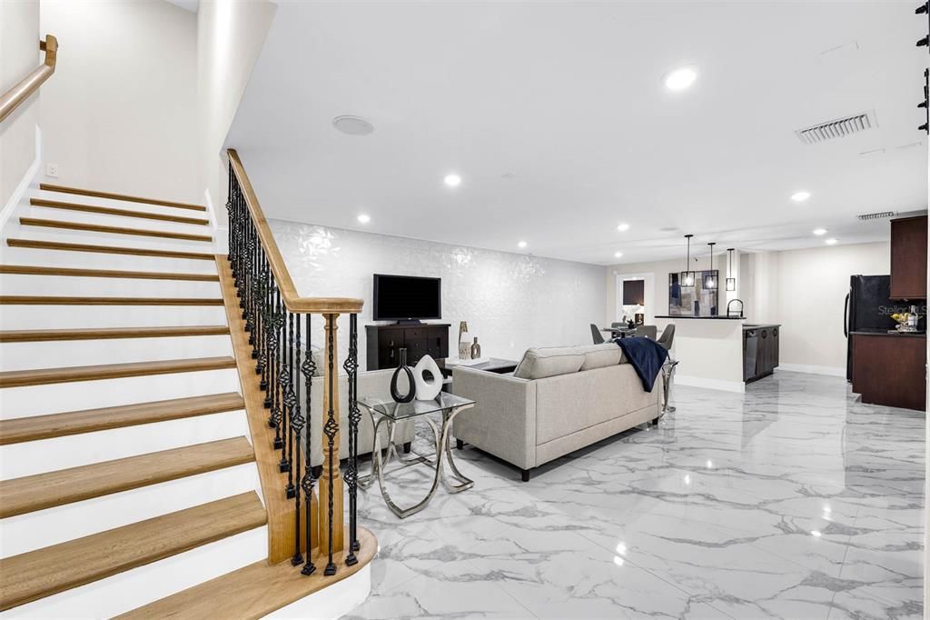 Interior, Living room, Marble, Pendant Lights, Recessed Lighting