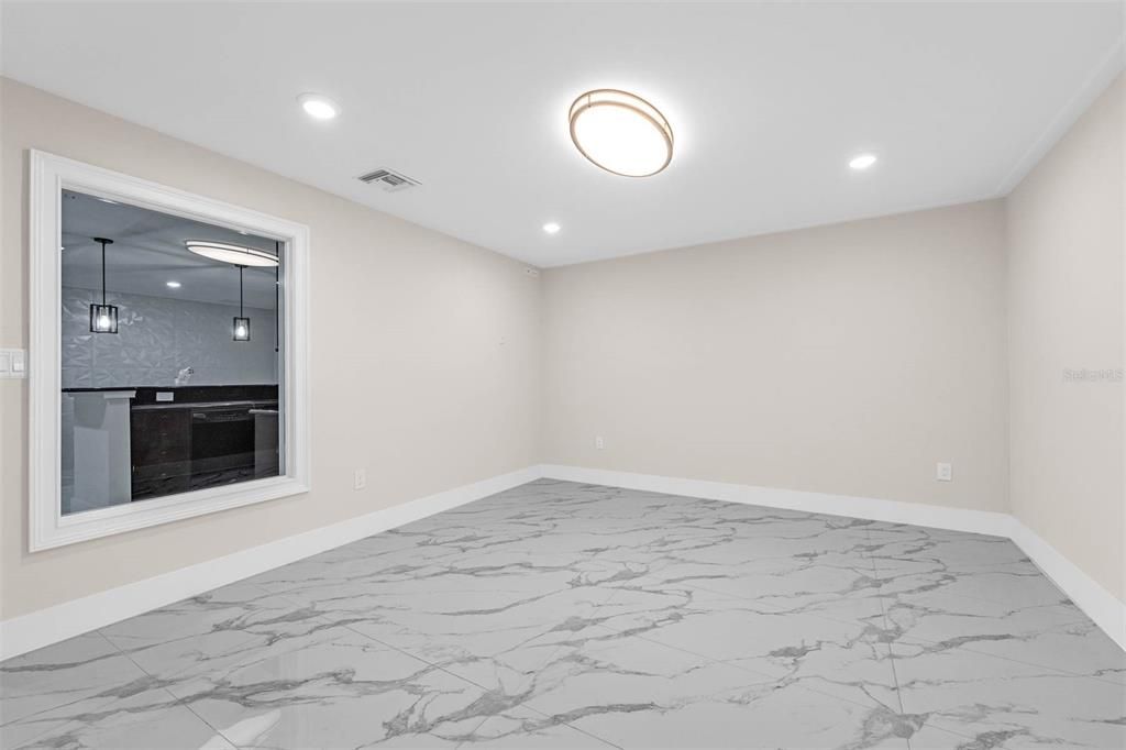 Empty room, Interior, Marble, Recessed Lighting