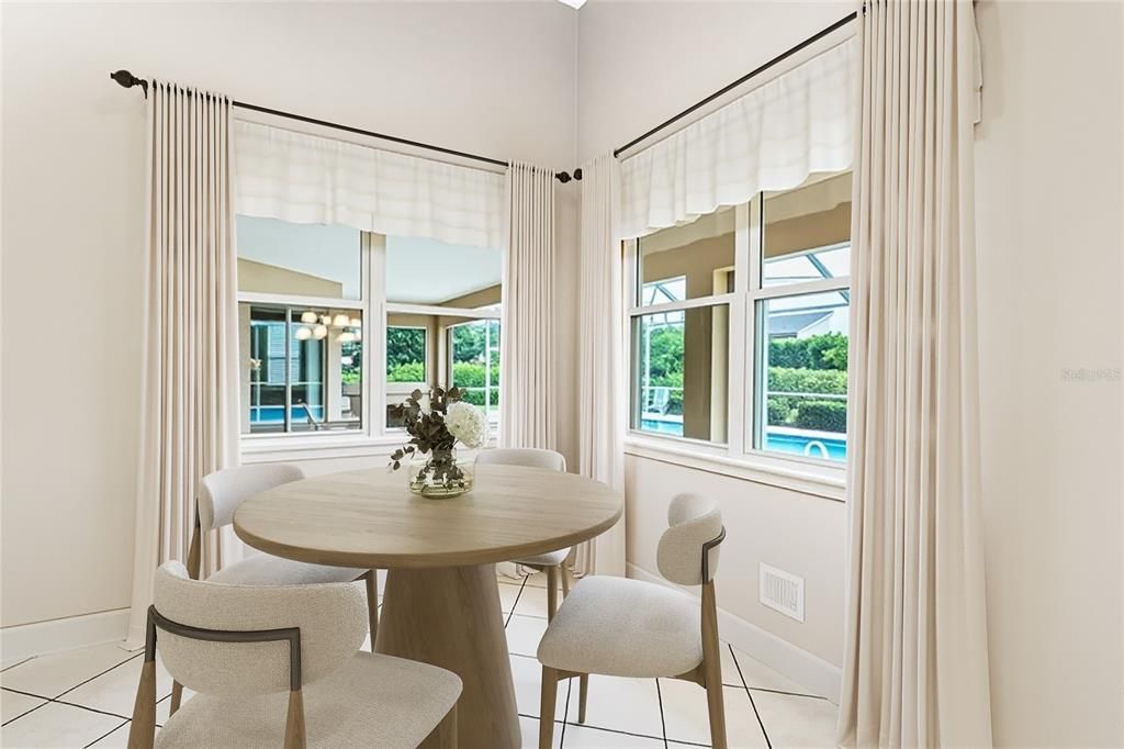 Dining room, Interior