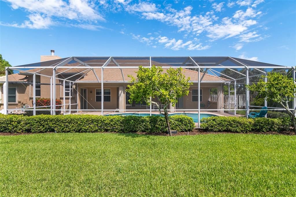 Backyard, Exterior, Pool