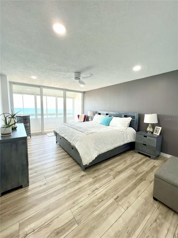 Bedroom, Interior, Recessed Lighting, Water, Wood Texture Flooring