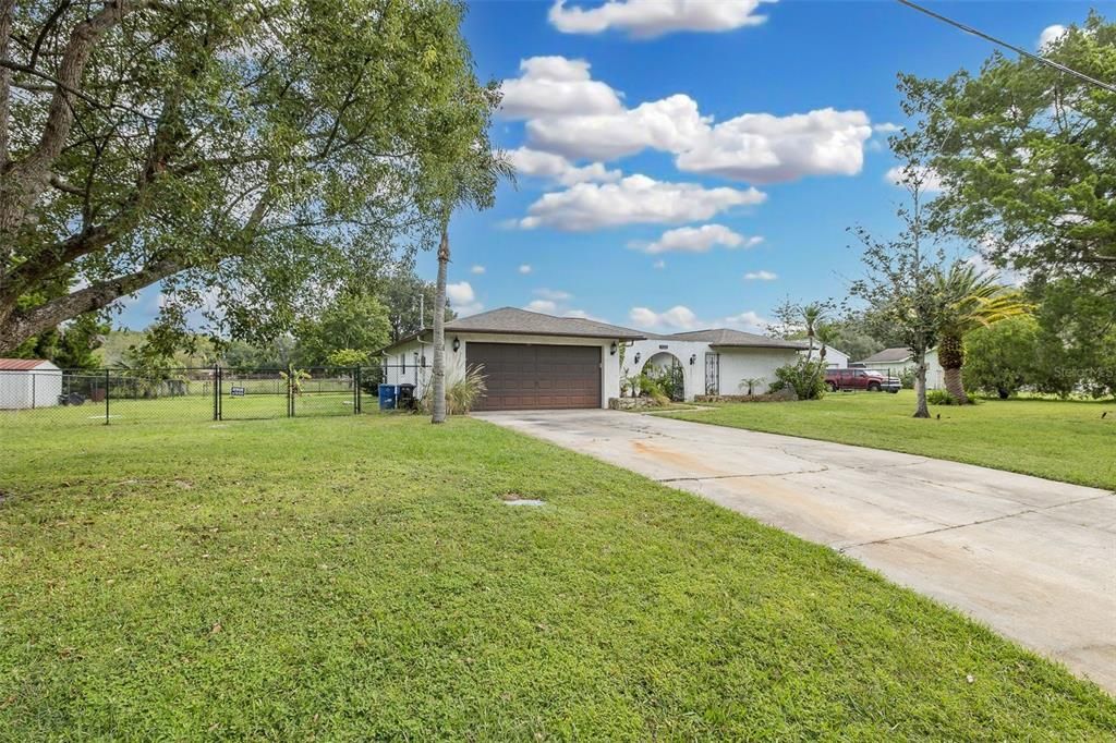 Backyard, Detached Garage, Exterior