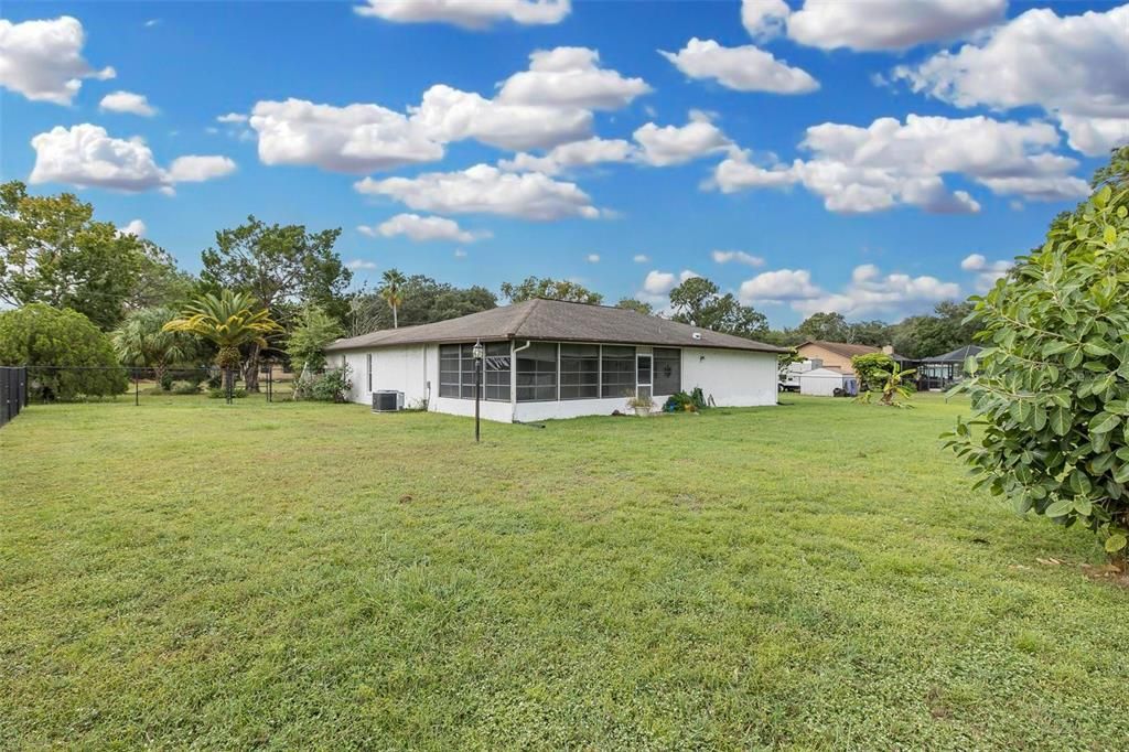 Backyard, Exterior