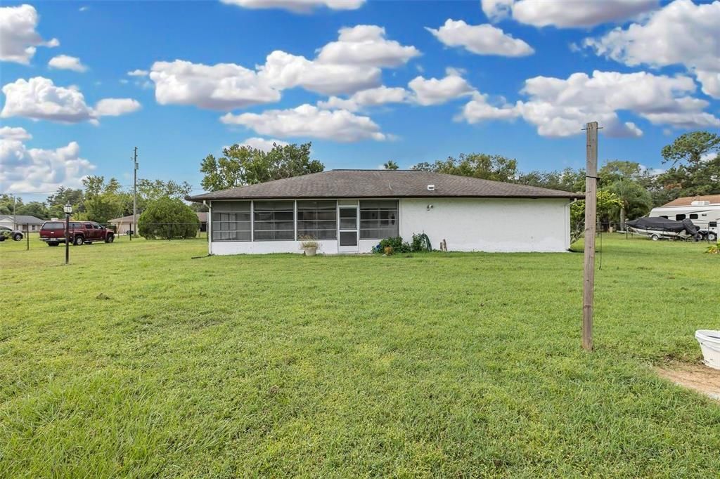 Backyard, Exterior