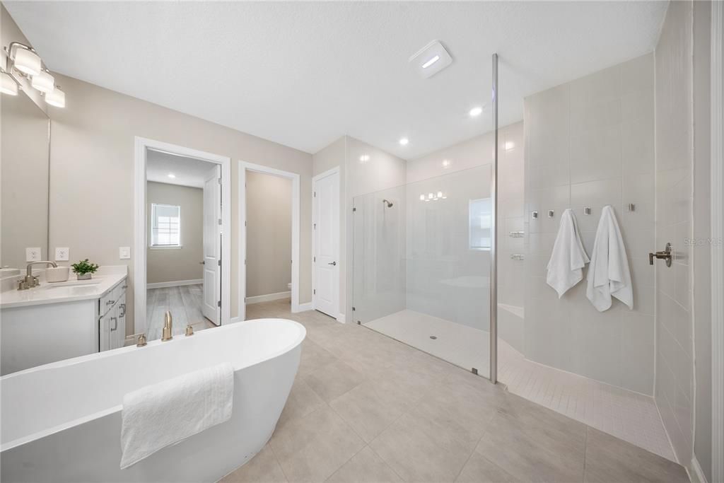 Bathroom, Free Standing Baths, Glass Shower, Interior, Recessed Lighting