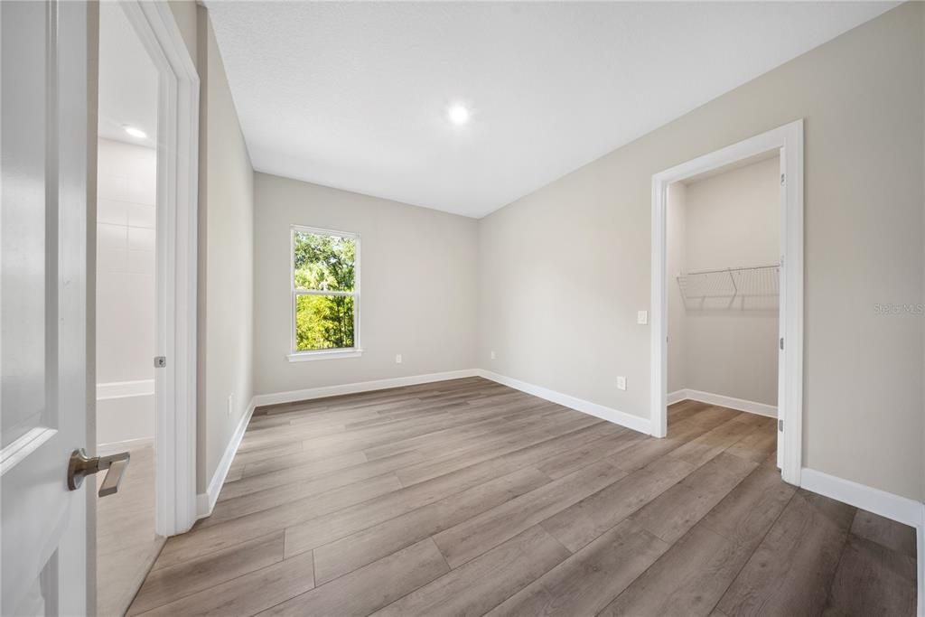 Empty room, Interior, Recessed Lighting, Walk-in Closets, Wood Texture Flooring
