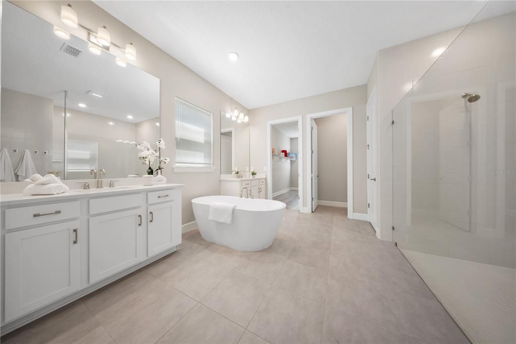 Bathroom, Dual Sink Vanities, Free Standing Baths, Glass Shower, Interior, Recessed Lighting
