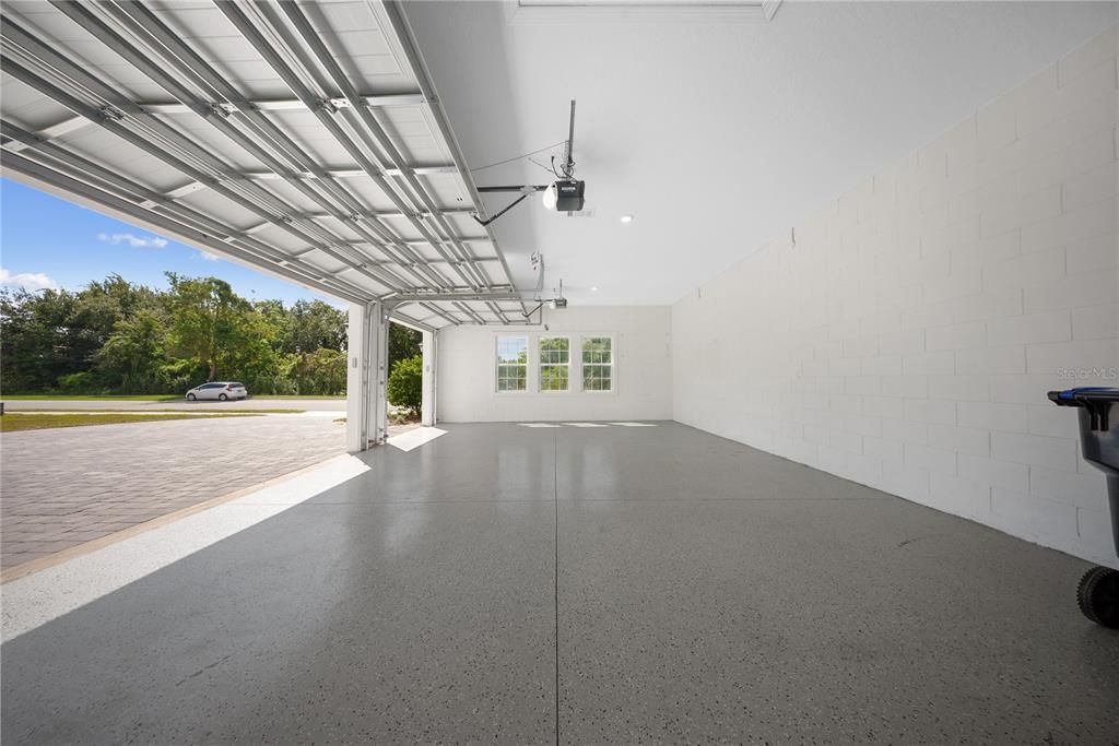 Garage, Interior