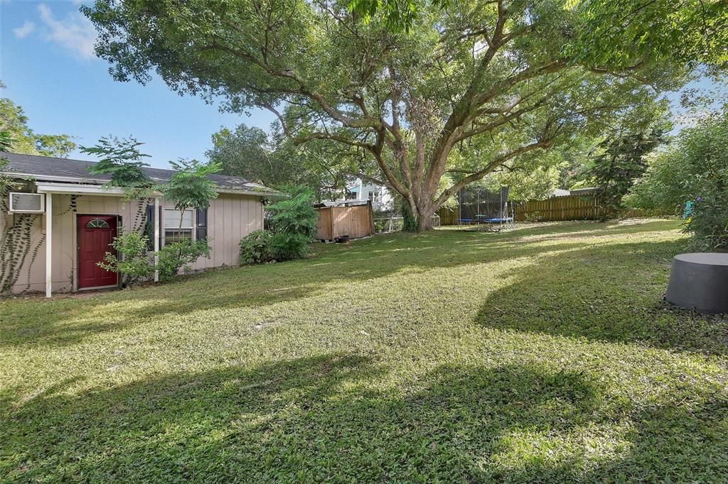 Backyard, Exterior