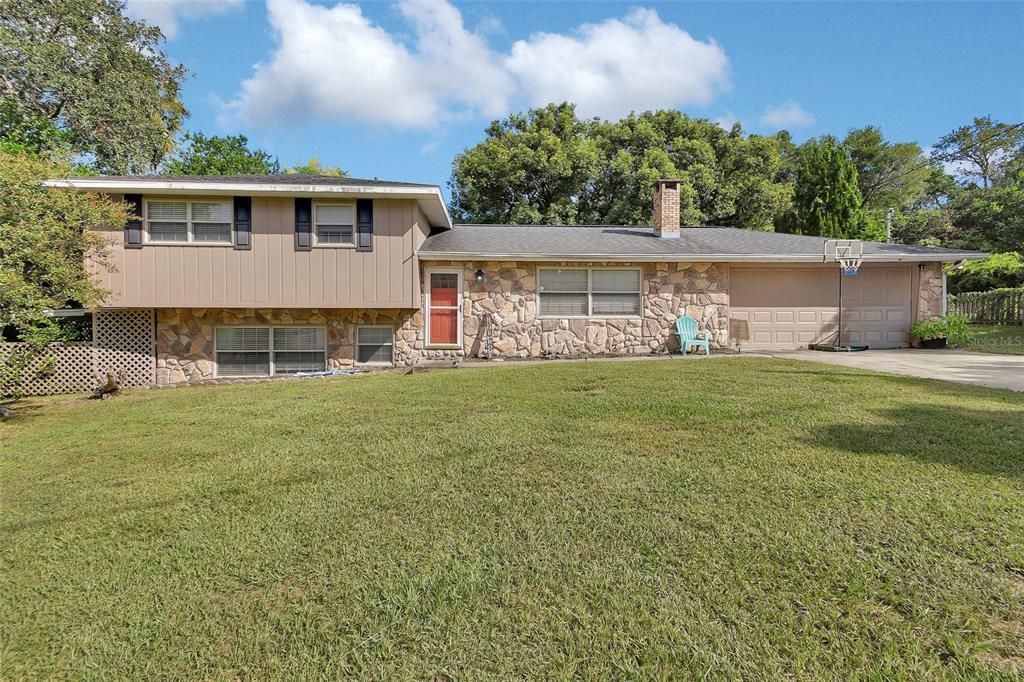 Attached, Backyard, Exterior, Facade, Split Level