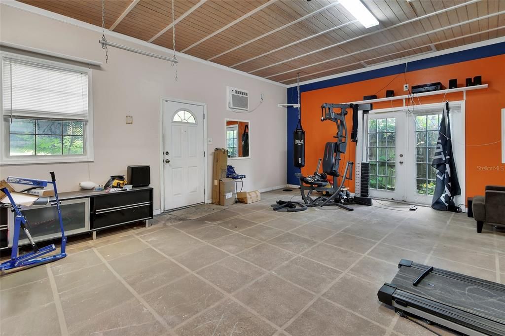 Fitness Equipment, Interior