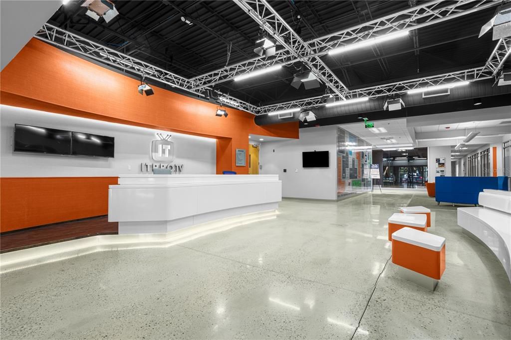 Interior, Recessed Lighting