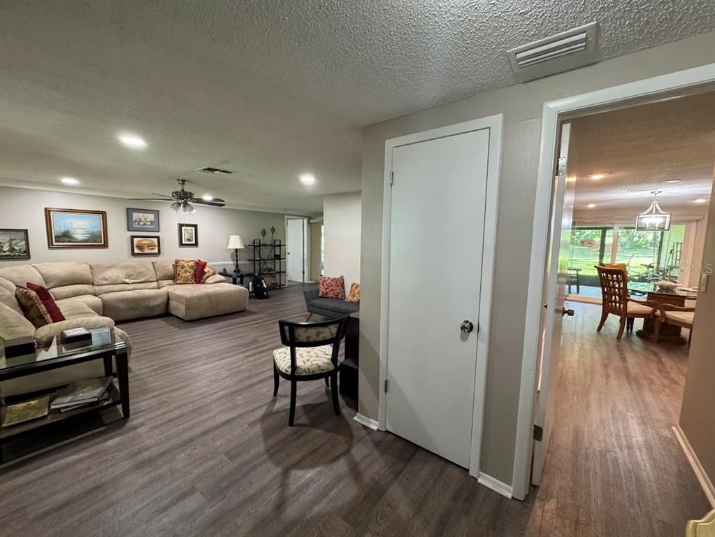 Dining room, Interior, Living room, Pendant Lights, Recessed Lighting, Wood Texture Flooring