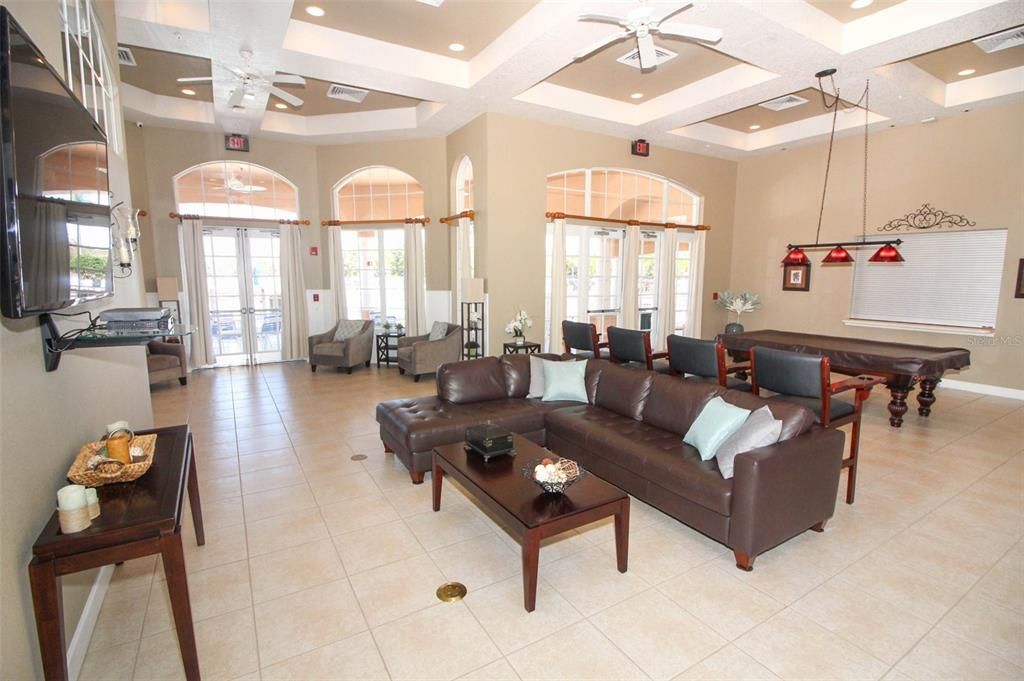 Interior, Living room, Pendant Lights, Recessed Lighting