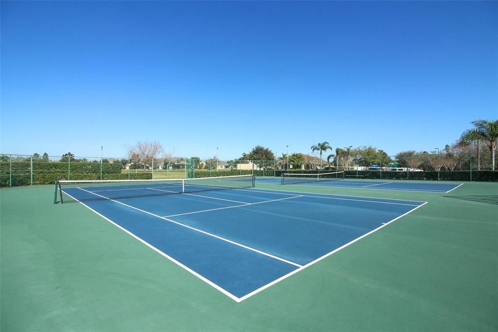 Exterior, Tennis Courts