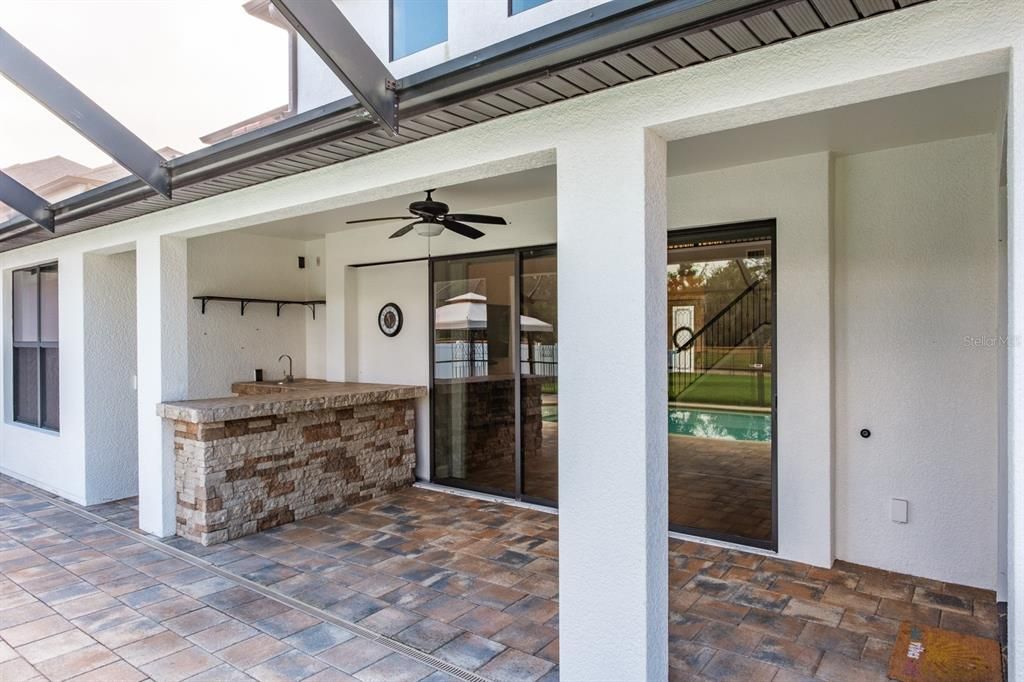 Exterior, Outdoor Kitchen, Sun Room