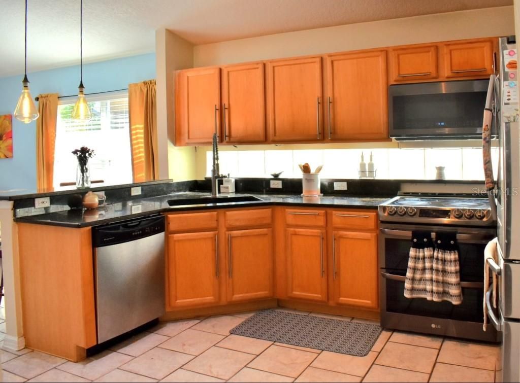 Interior, Kitchen, Pendant Lights, Stainless Steel Appliances