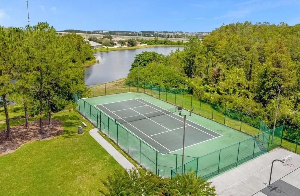 Exterior, Tennis Courts