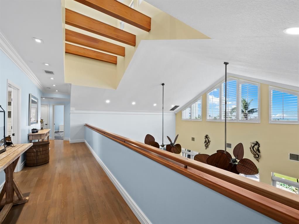 Interior, Recessed Lighting, Wooden Beams, Wood Texture Flooring