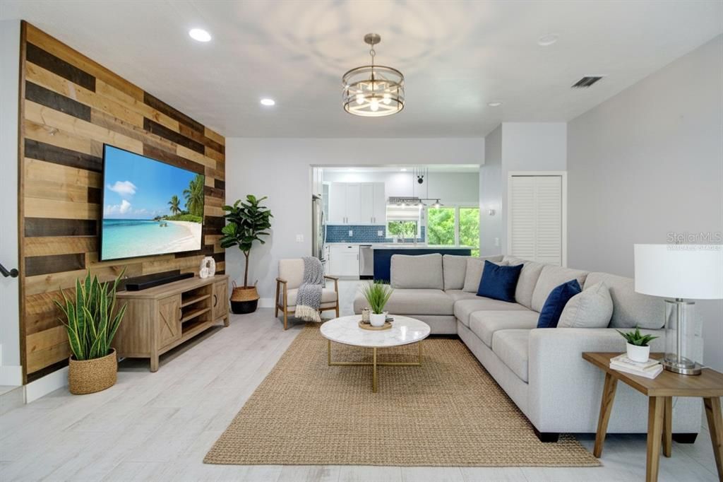 Interior, Living room, Pendant Lights, Recessed Lighting, Wood Texture Flooring, Wooden Walls
