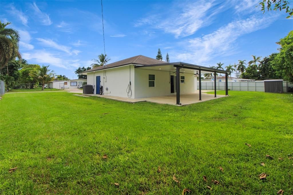 Backyard, Exterior