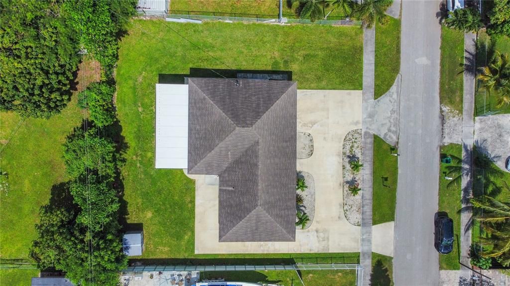 Exterior, Drone